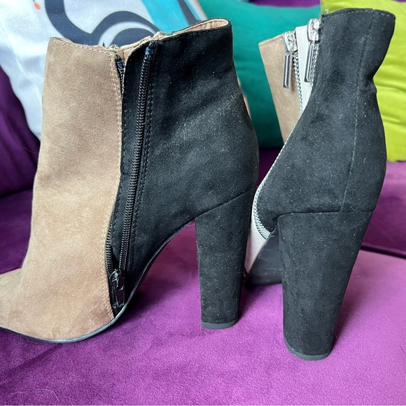 Remi Color block bootie, size 8 - Picture 4 of 4